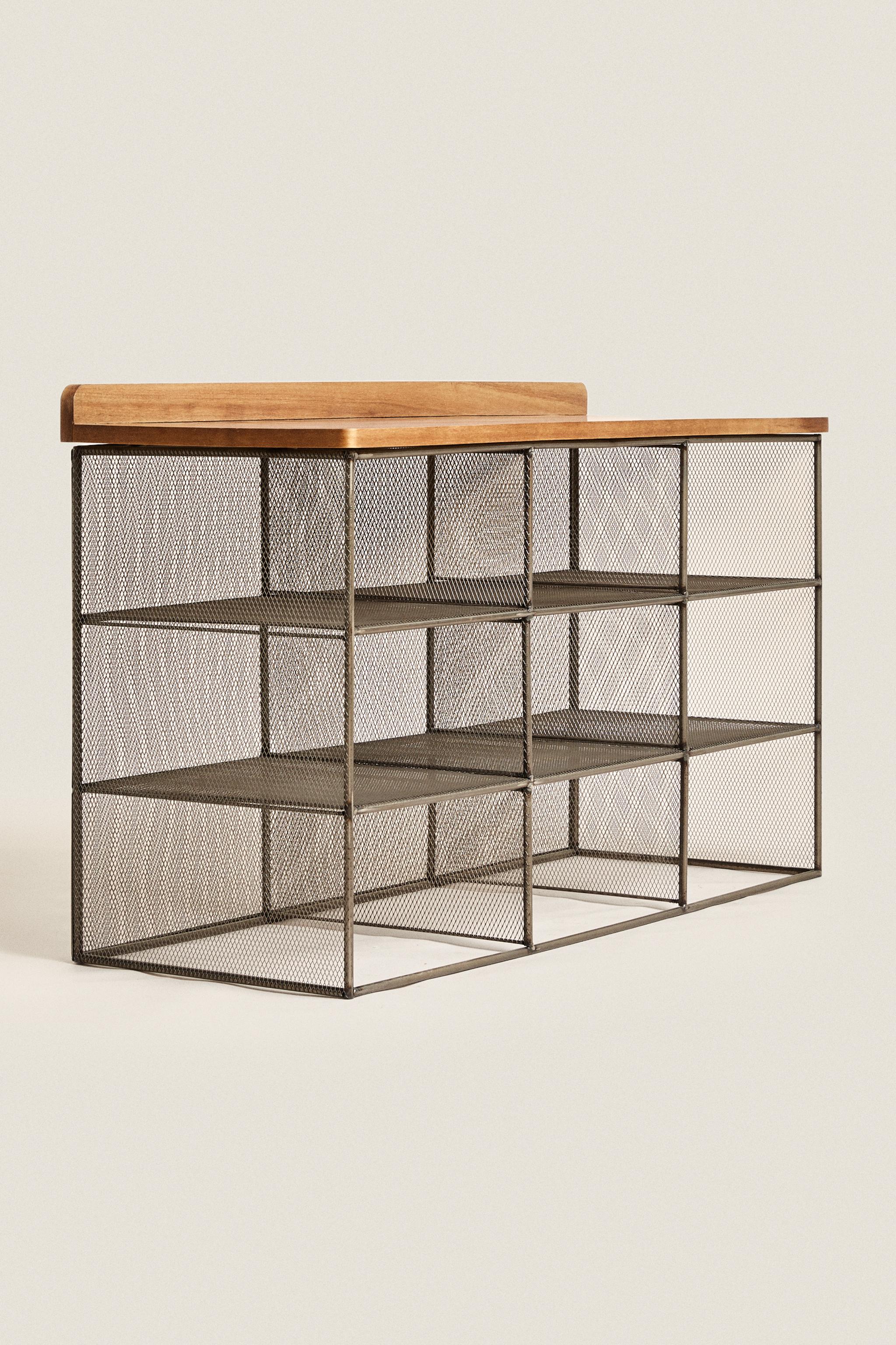 METAL AND WOOD BENCH